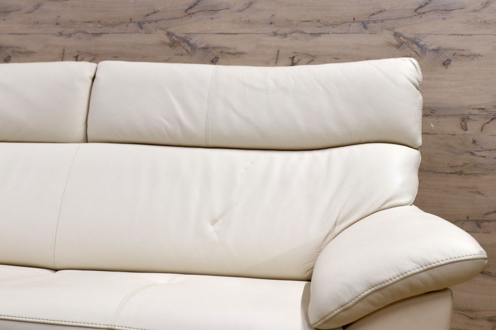 カリモク Z172モデル