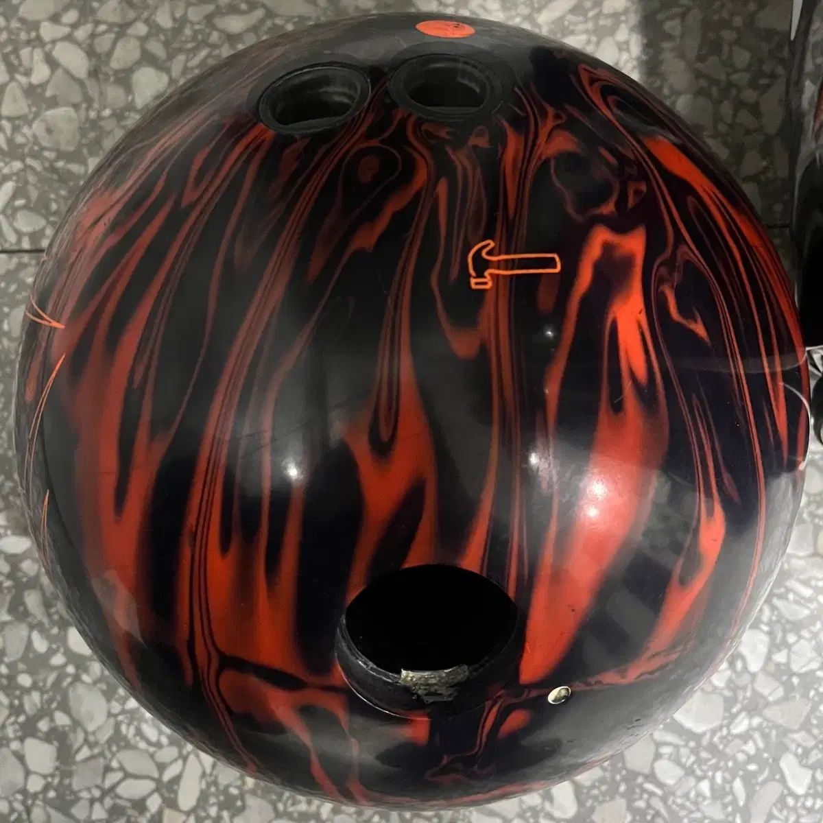 ハンマー black widow 3 0 ボーリングボール