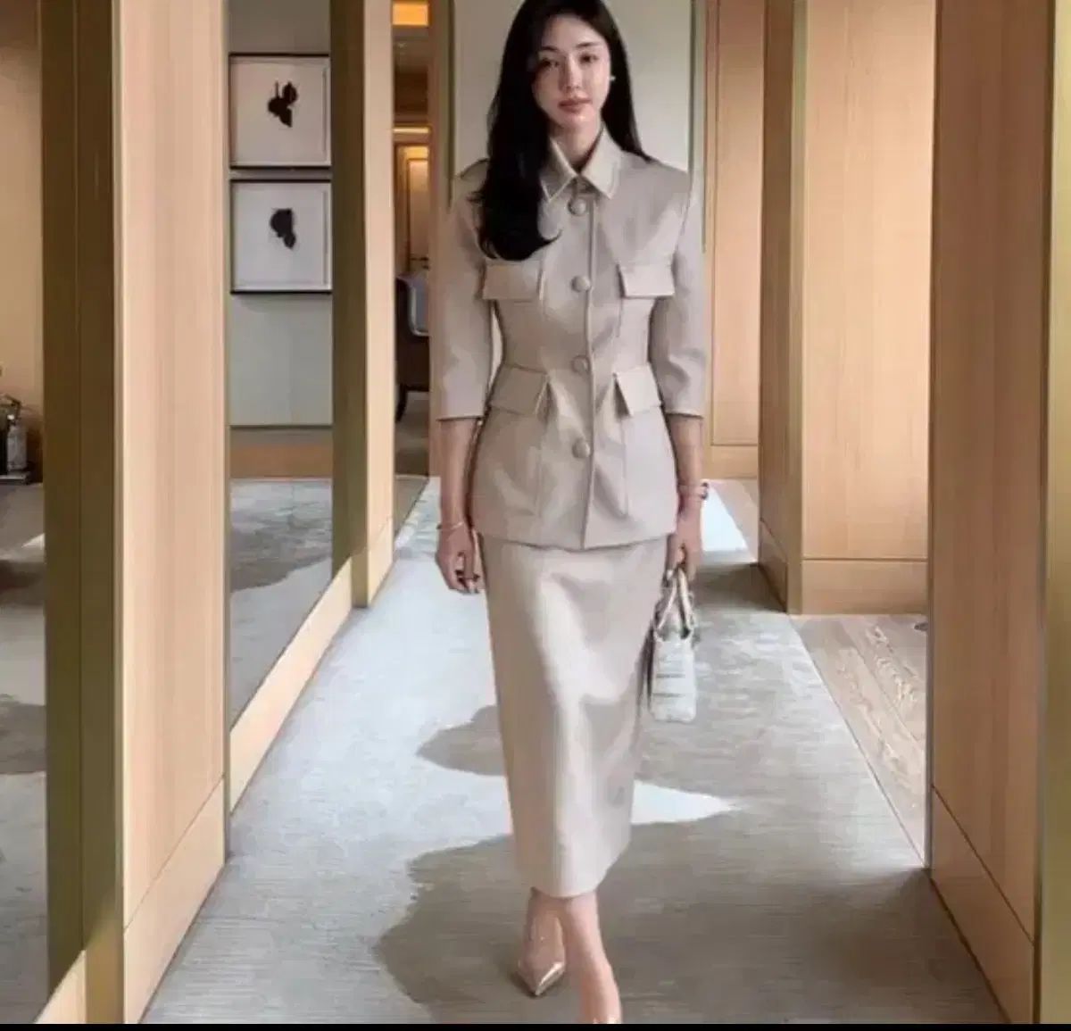 上品でエレガントなLAPLA ツーピース