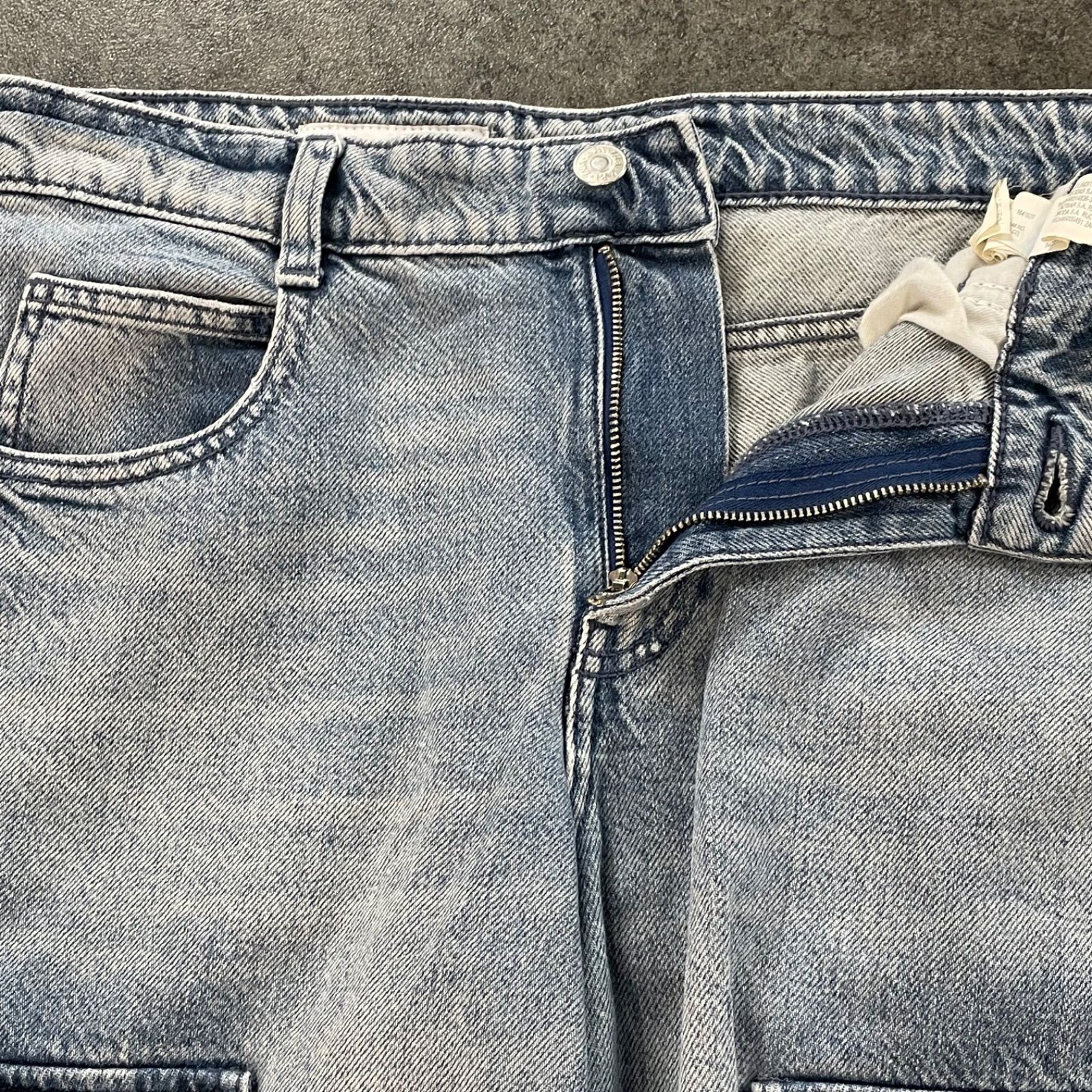 ZARA ザラ デニムカーゴポケットパンツ EU36 jp29 完売品 ZARA - ZARA ザラ スーパーバギーフィットジーンズ EU36 JP29 完売品の