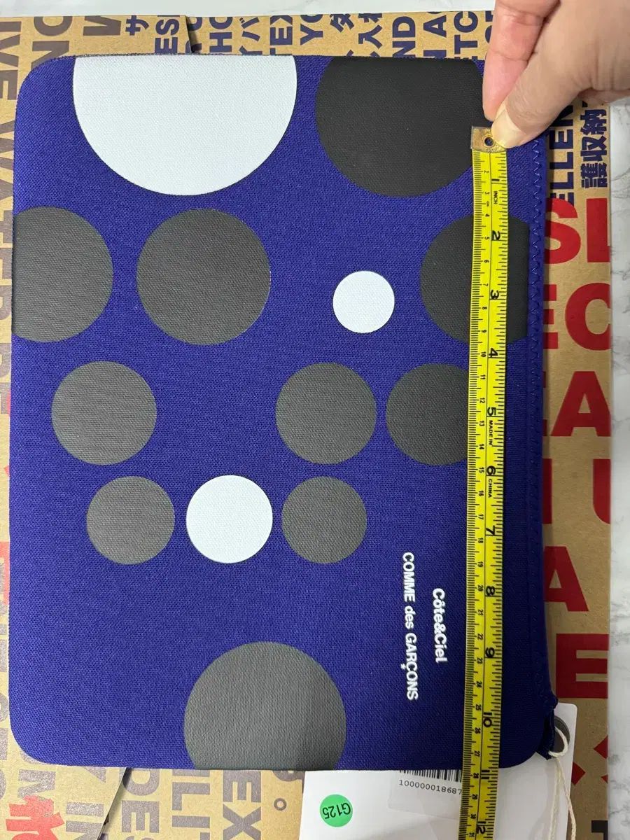 Comme des GARCONS コム デ ギャルソン iPad ポーチ