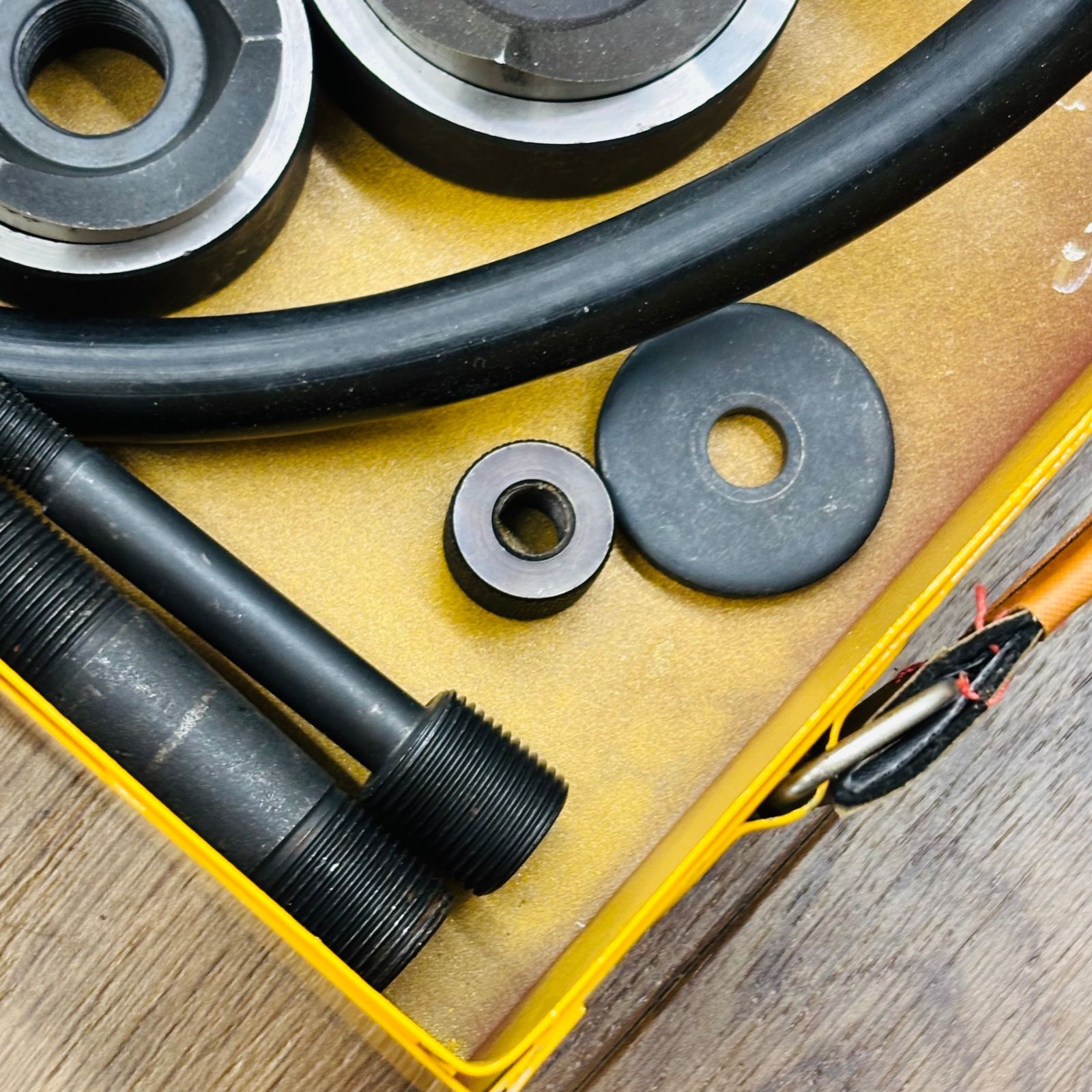 ノックアウトパンチャー