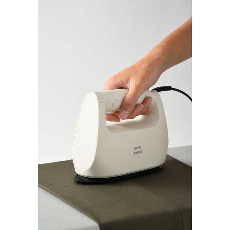 ブルーノ 衣類スチーマー