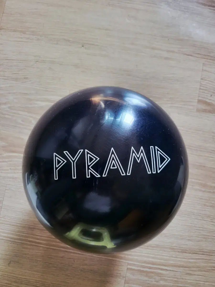ピラミッド タイタン ロトグリップ マジックジャム 15 p ボーリングボール