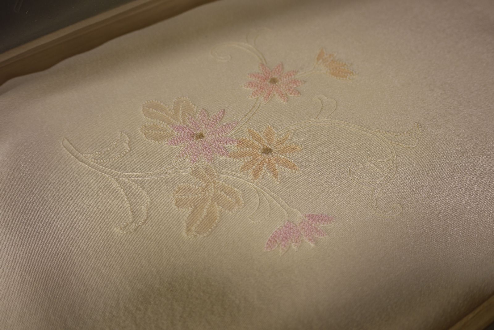 Haruchiyo 和生地 生地 約 刺繍