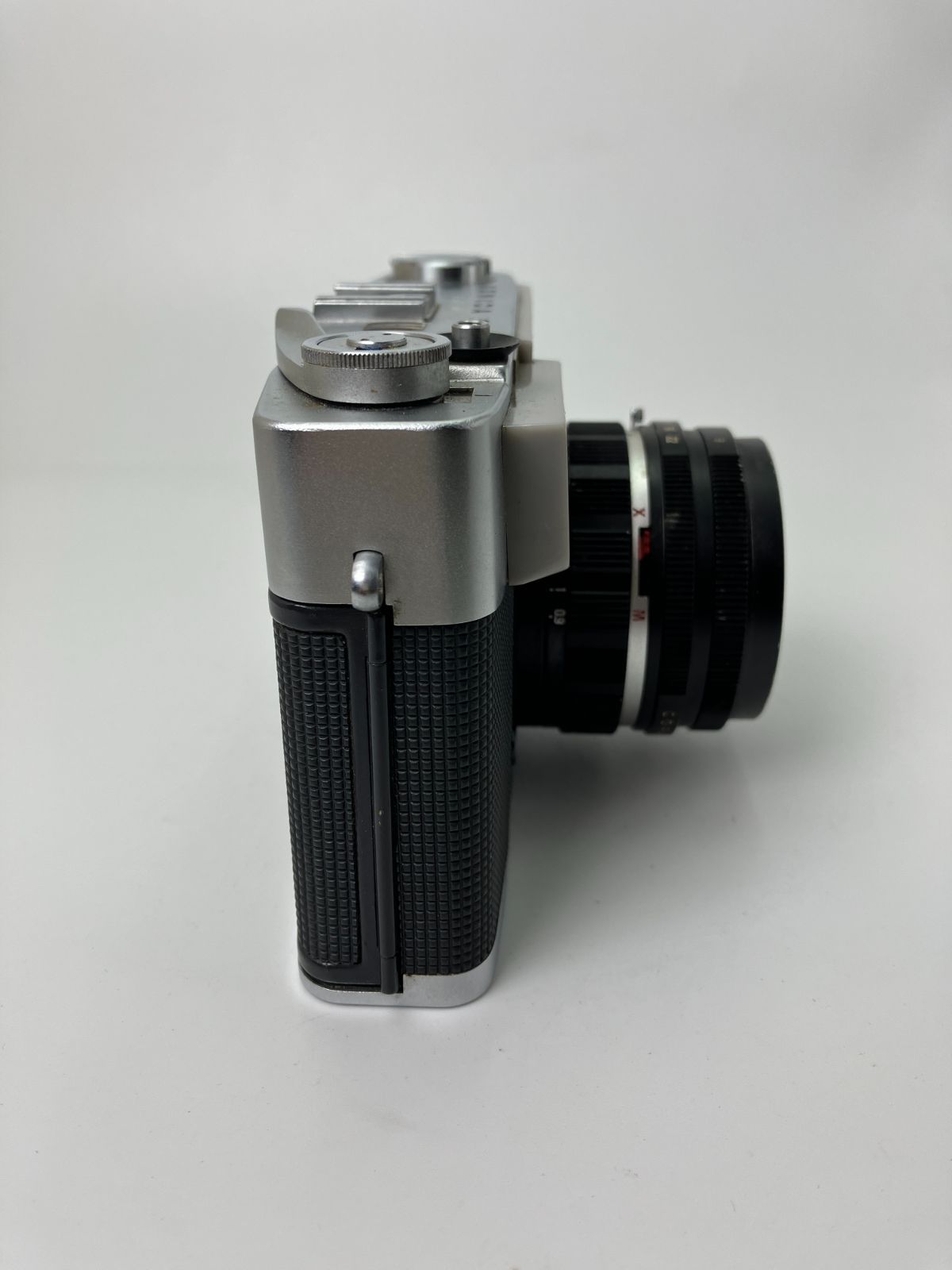 Konica Hexanon 48mm f/2.8 フィルムカメラ ジャンク】Konica S II Hexanon 48mm F2 - メルカリ