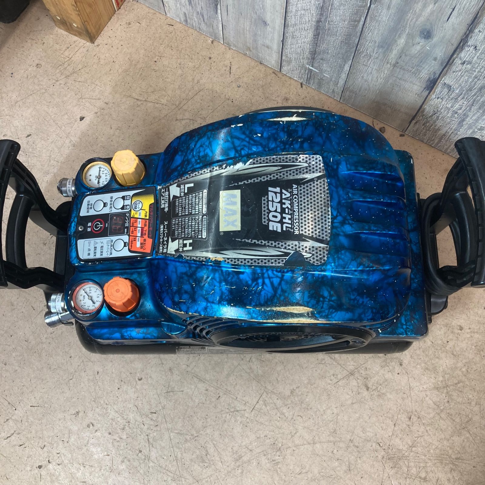 品 マックス MAX エアコンプレッサー AK-HL 1250 E ガイアブルー 常圧 高圧