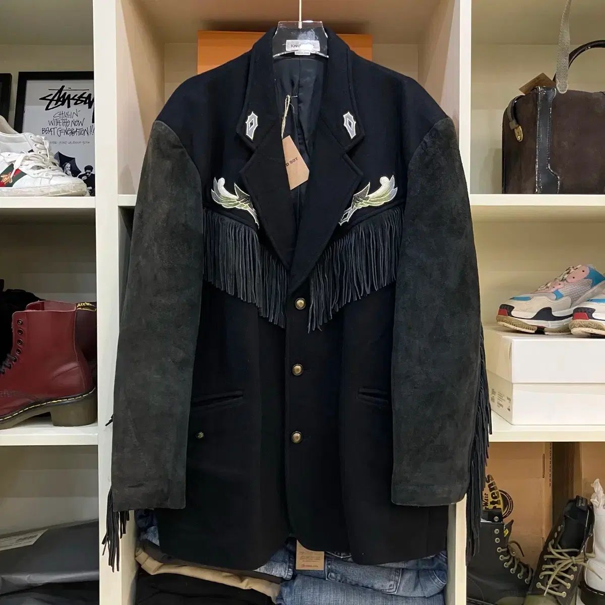 カンサイ Yohji Yamamoto(ヨウジ ヤマモト) 刺繍 u0026 フリンジ スウェード コート