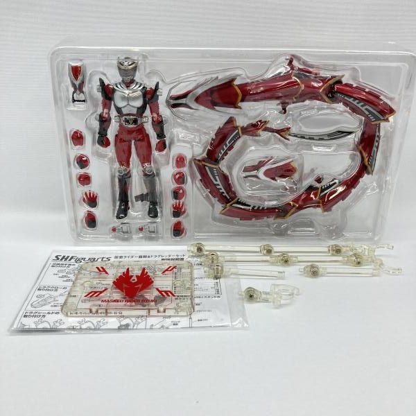 【中古品】S.H.フィギュアーツ ドラグレッダー&ドラグブラッカー 2点セット 中古】バンダイ S.H.Figuarts 仮面ライダー龍騎＆ドラグレッダーセット