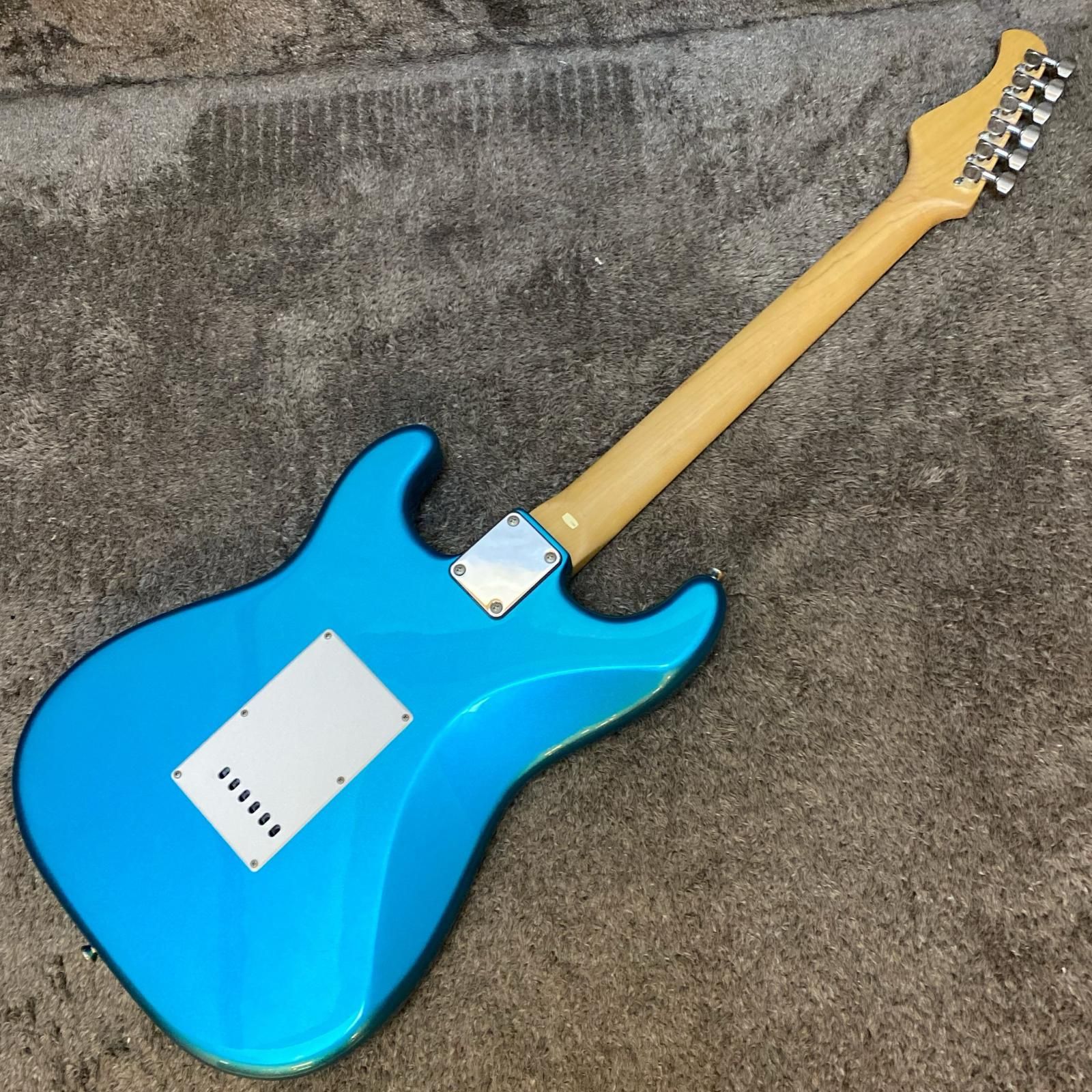 尾張小牧店】【楽器】 中古 Bacchus | バッカス ギター Universe