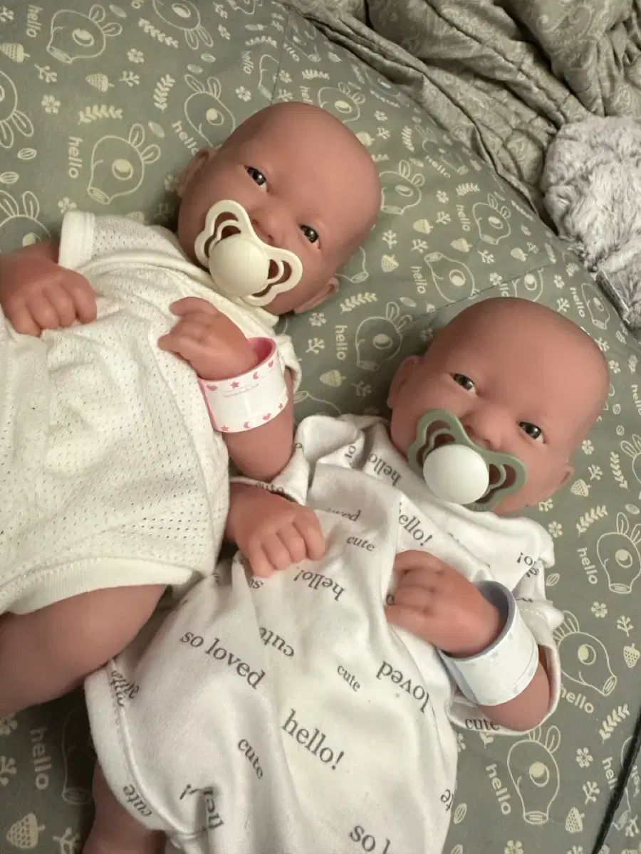 マムラブズユー ベレンゲール ラニューボン 36 cm 二卵性双子 用品含む