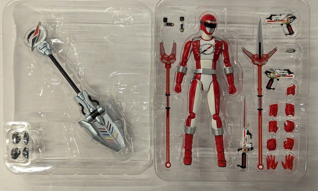 バンダイ S.H.Figuarts 轟轟戦隊ボウケンジャー ボウケンレッド - メルカリ