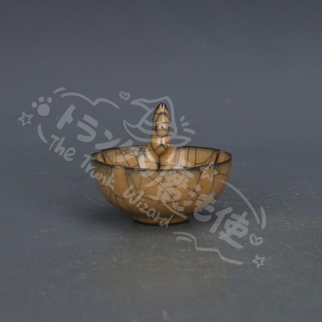 新年ギフト宋哥窯鉄胎黄釉金糸鉄線龍柄茶碗 景徳鎮 陶磁器 装飾品 現代