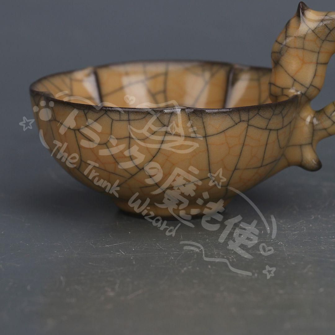 新年ギフト宋哥窯鉄胎黄釉金糸鉄線龍柄茶碗 景徳鎮 陶磁器 装飾品 現代