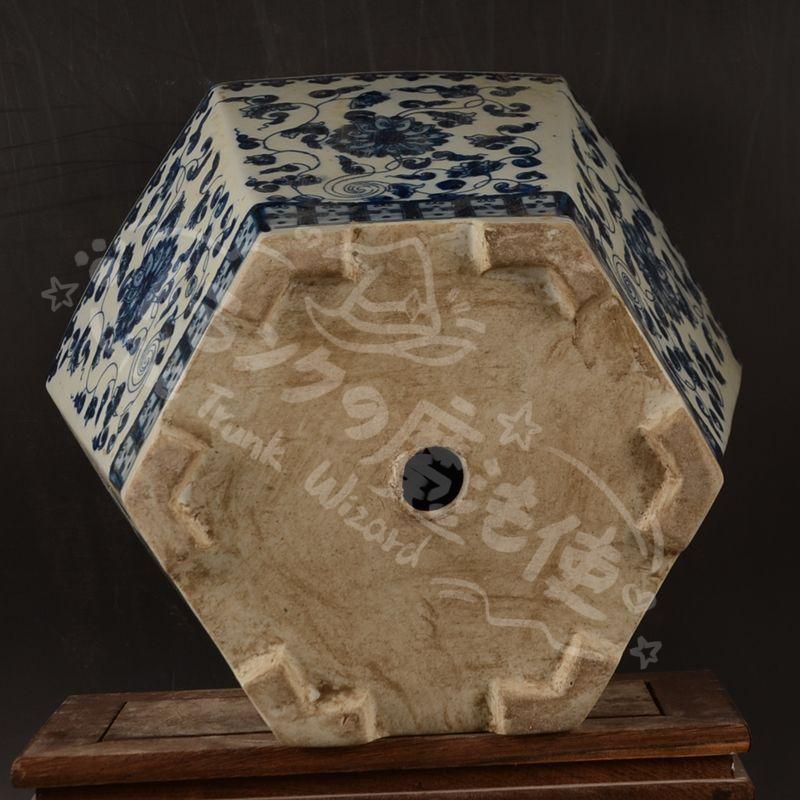 新年ギフト景徳鎮 青花纏枝紋六方植木鉢 陶磁器 盆栽鉢 工芸品 置物