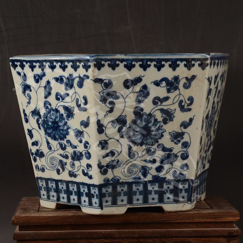 新年ギフト景徳鎮 青花纏枝紋六方植木鉢 陶磁器 盆栽鉢 工芸品 置物