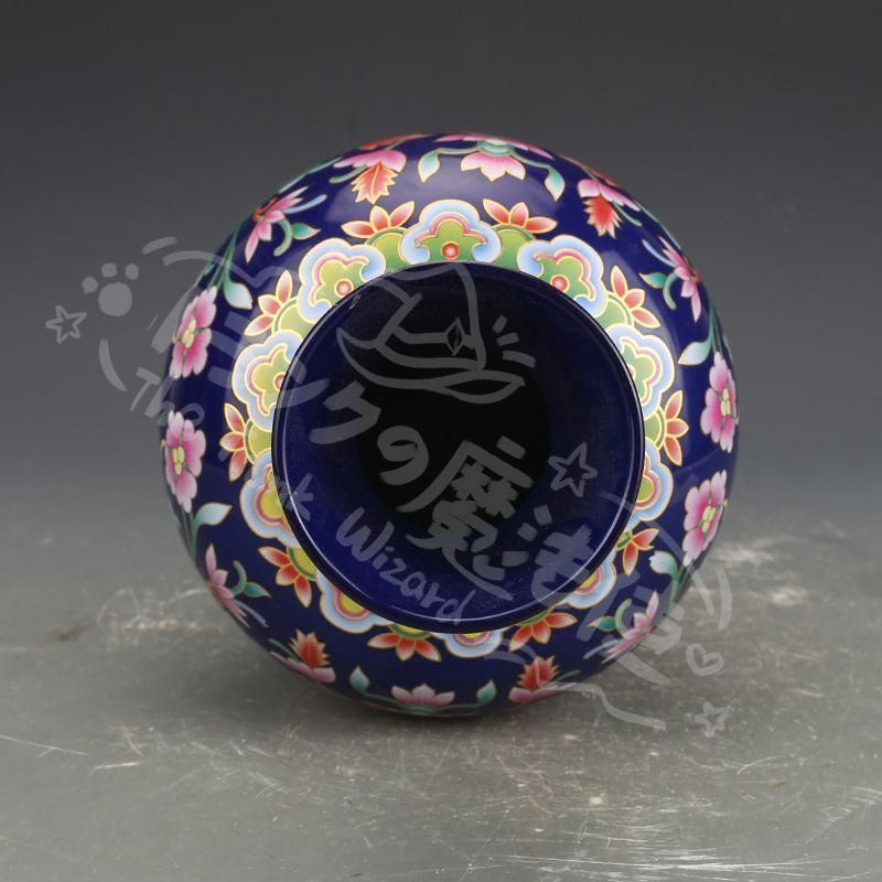 新年ギフト大清乾隆藍地琺瑯彩纏枝紋花瓶 景徳鎮 陶磁器 装飾品 現代