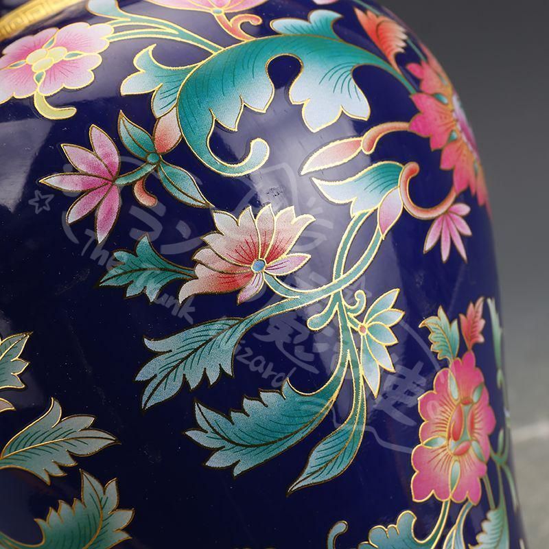 新年ギフト大清乾隆藍地琺瑯彩纏枝紋花瓶 景徳鎮 陶磁器 装飾品 現代