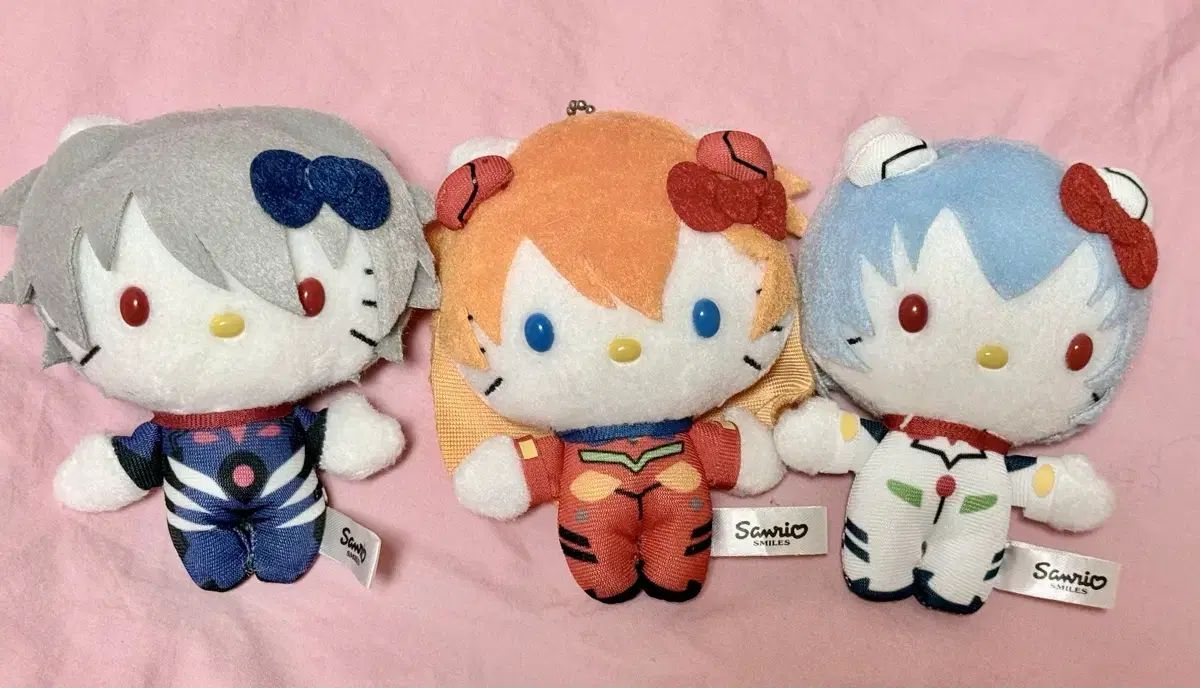 エヴァンゲリオン ハローキティ コラボ ぬいぐるみ セット - メルカリ