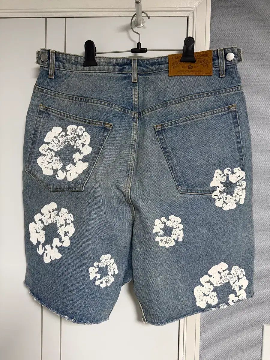 DENIM TEARS デニムティアーズ デニムハーフパンツ