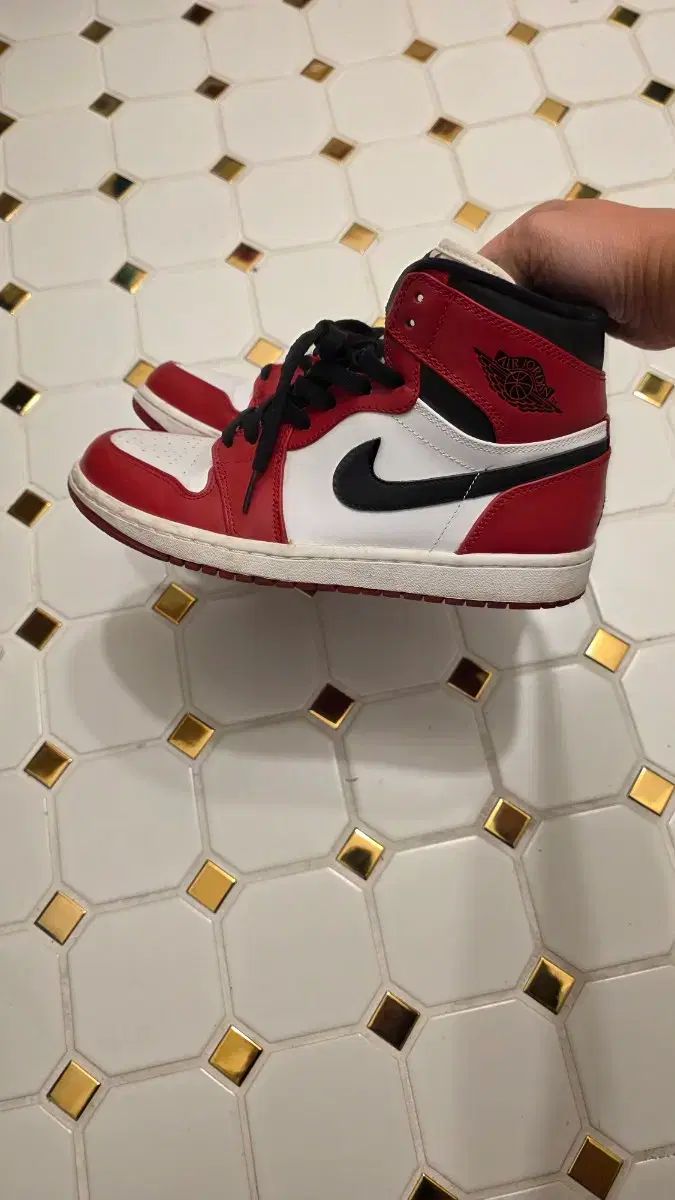 エア ジョーダン 1 レトロ シカゴ 2013 265 シューズ(男性用) バスケットボール スポーツ