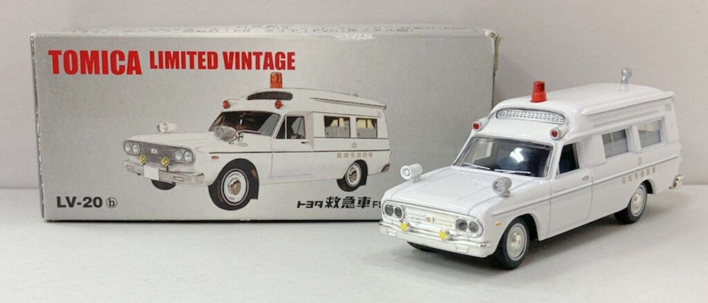 トミーテック TOMICA LIMITED VINTAGE トヨタ救急車FS45V型 高崎市