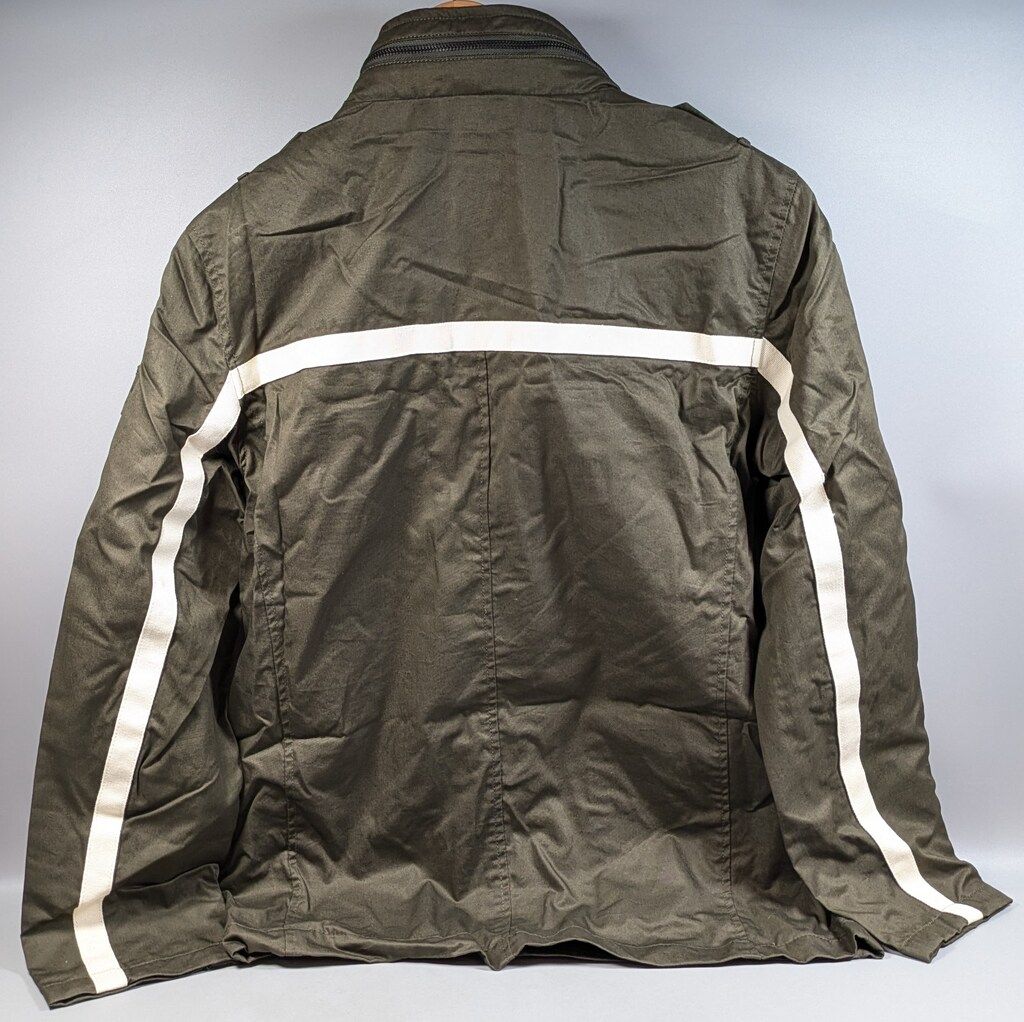 バンダイ 朝倉リクモデル ジャケット カーキ Lサイズ