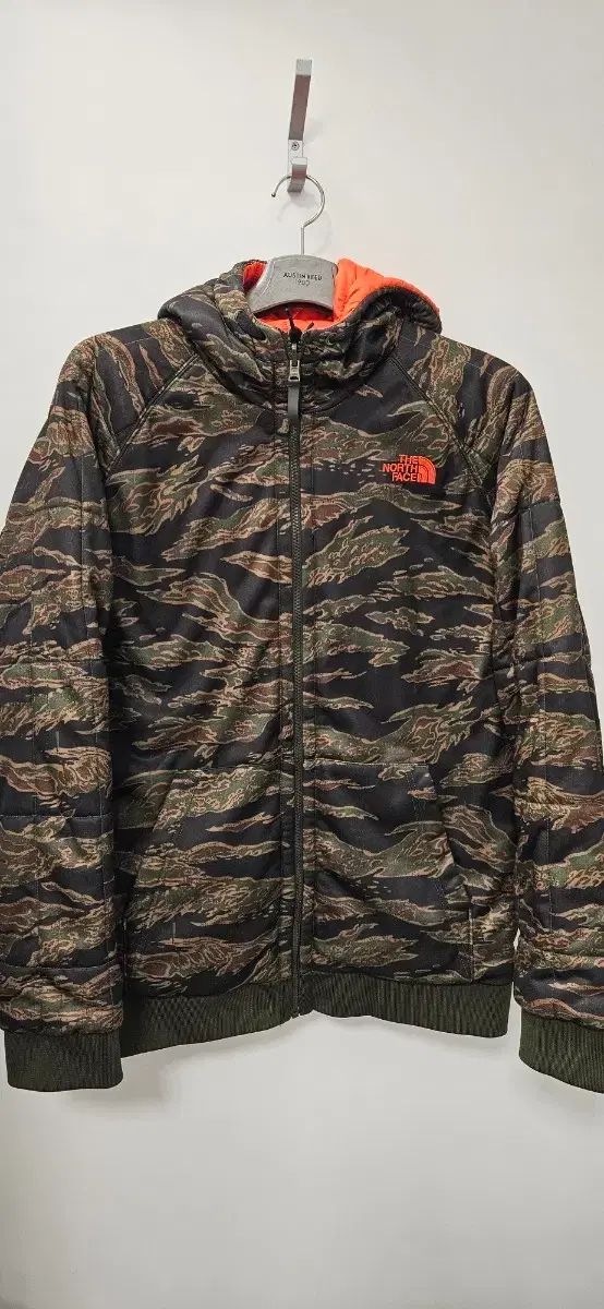 ザノースフェイス ミリタリー カモフラ リバーシブル 両面コットンジャケット アウター
