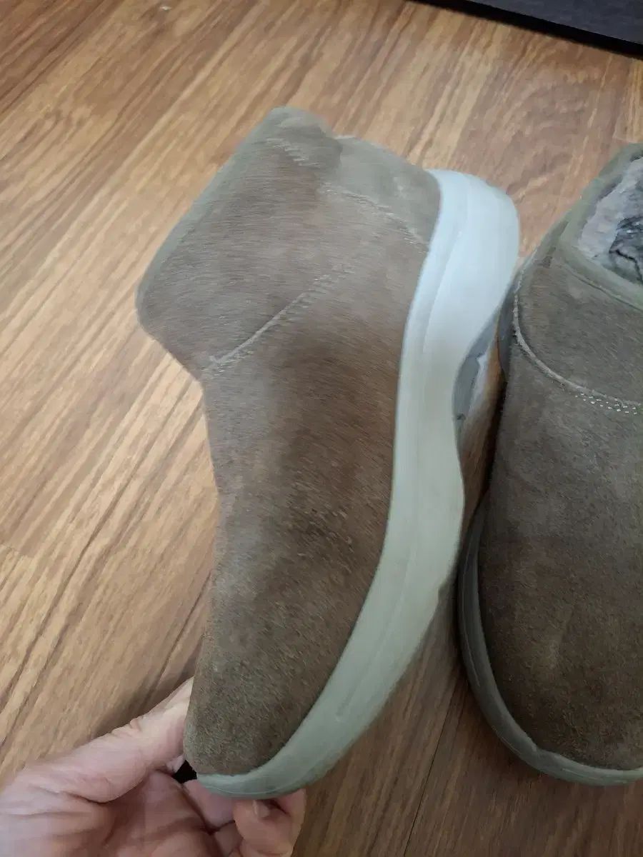 スケッチャーズ ブーツ