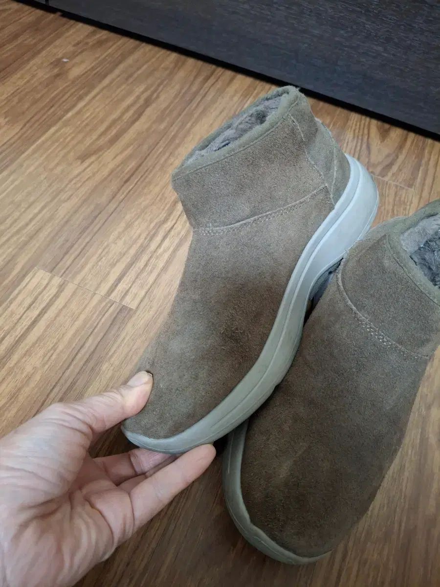 スケッチャーズ ブーツ 240 cm