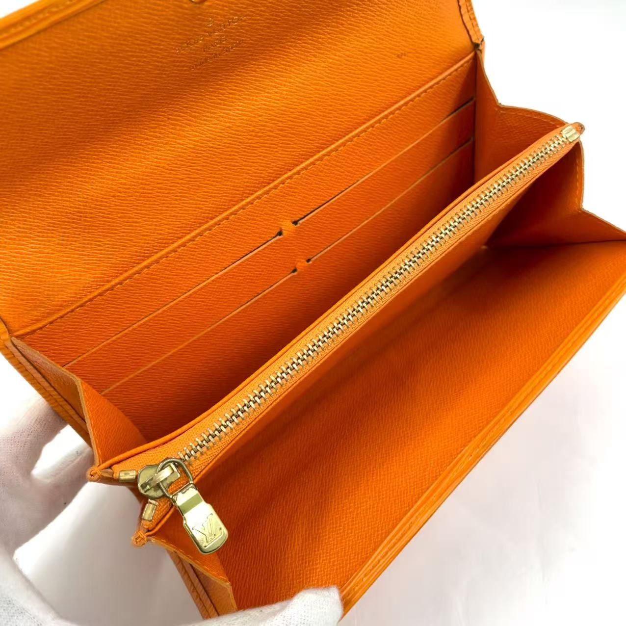 ルイヴィトンエピポルトトレゾールインターナショナル イエロー LOUIS VUITTON ポルトトレゾール インターナショナル エピ エピ