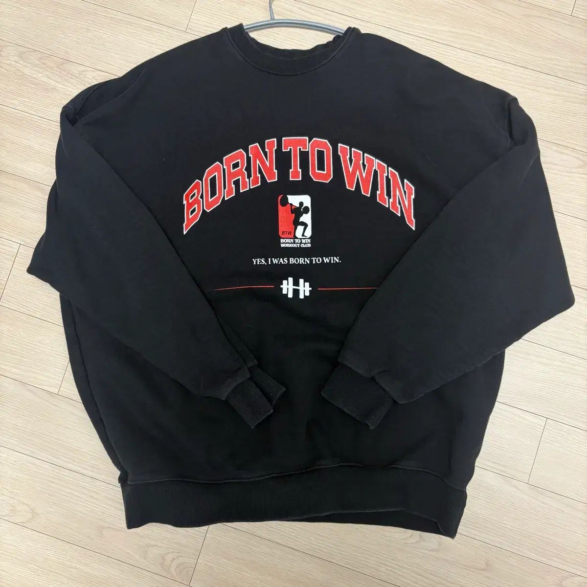 BORN TO WIN Starship Square ロゴ ブラック