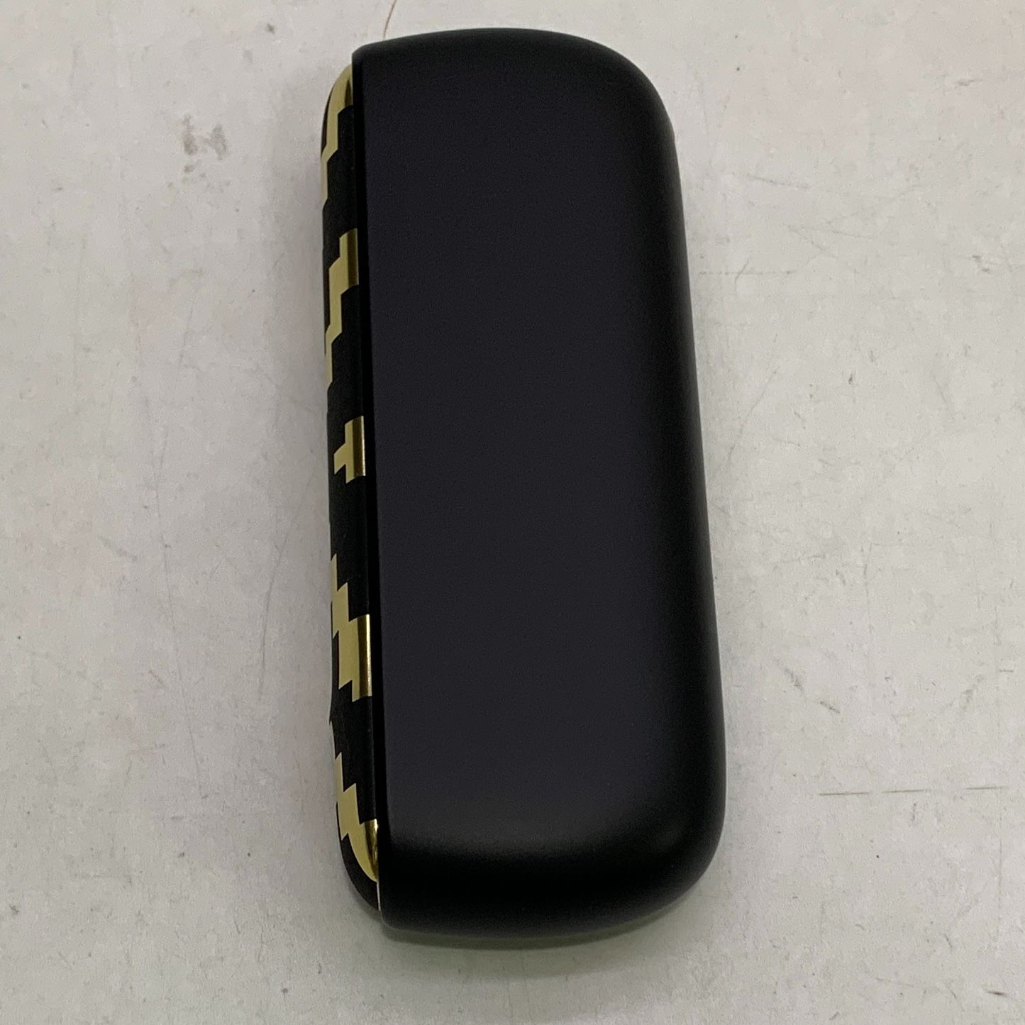 IQOS ILUMAi SELETTI セレッティモデル 本体 チャージャーのみ