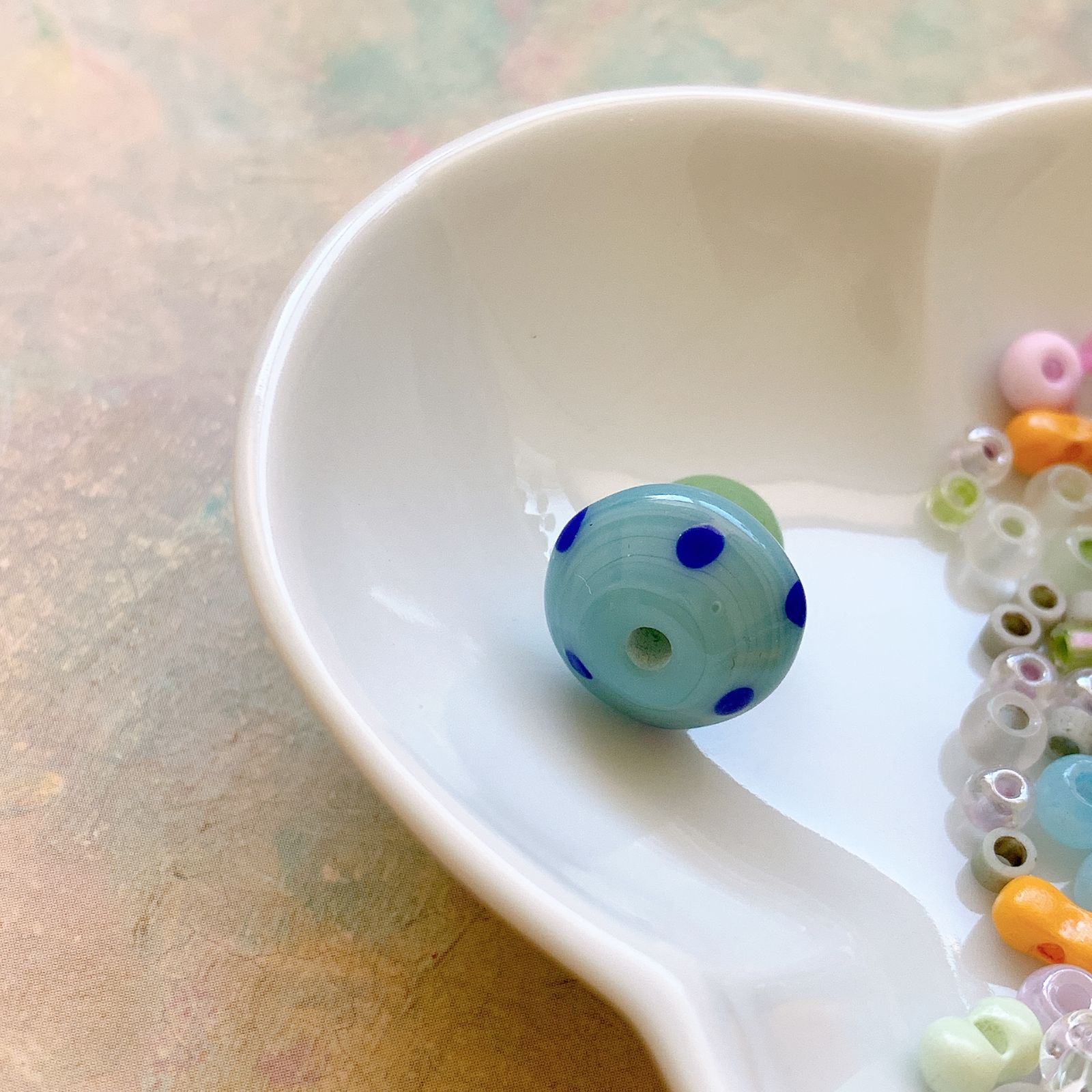 1点のみ） NOL02 キノコとんぼ玉 ガラスビーズ ハンドメイド手芸素材
