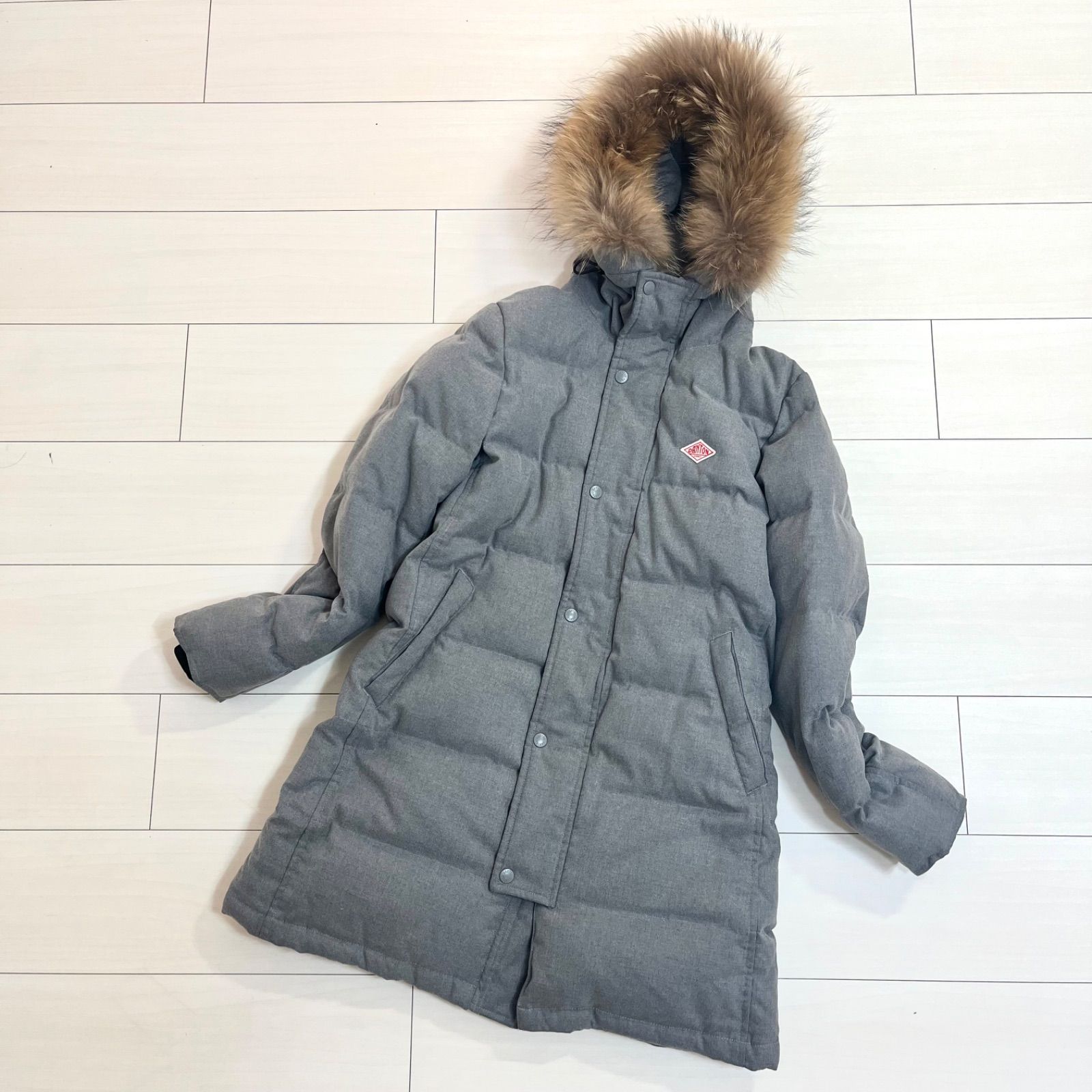 BEAMS別注 DANTON ダントン ダウンコート グレー 38 ビームス - メルカリ