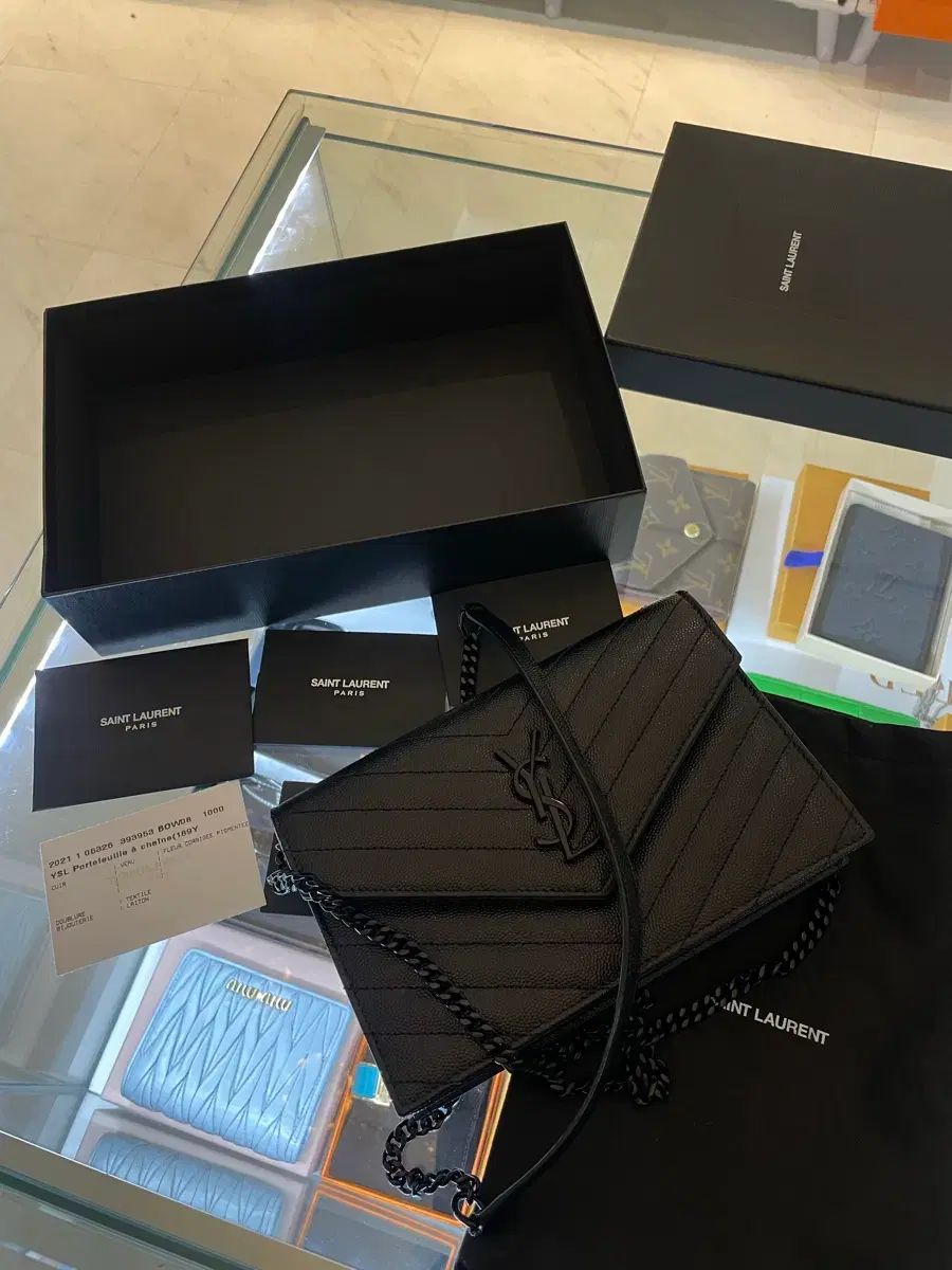 イヴ サンローラン woc チェーン バッグ