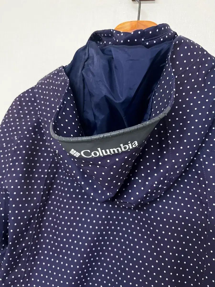 ウィンドブレーカー