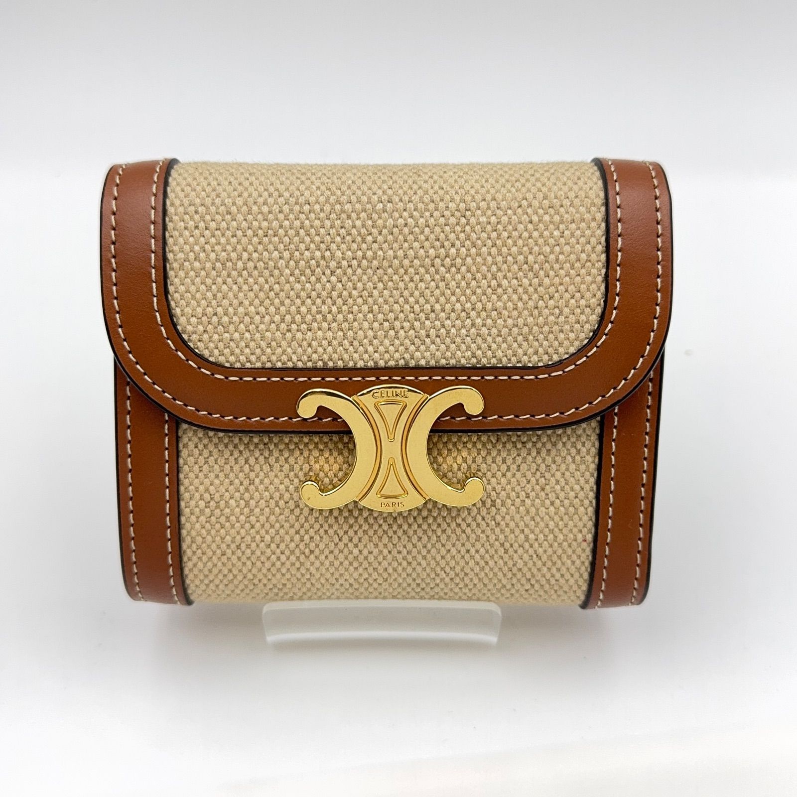 CELINE セリーヌ トリオンフ スモールフラップウォレット 10D782DB2 