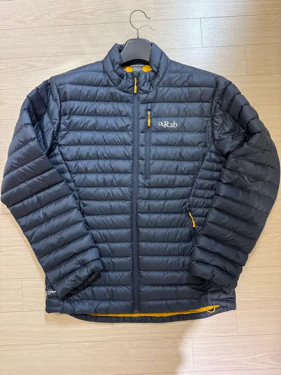 Rab 랩 マイクロライト アルパイン ジャケット ベルーガ