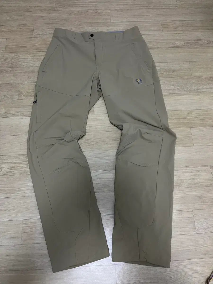 マウンテンハードウェア メンズパンツ M