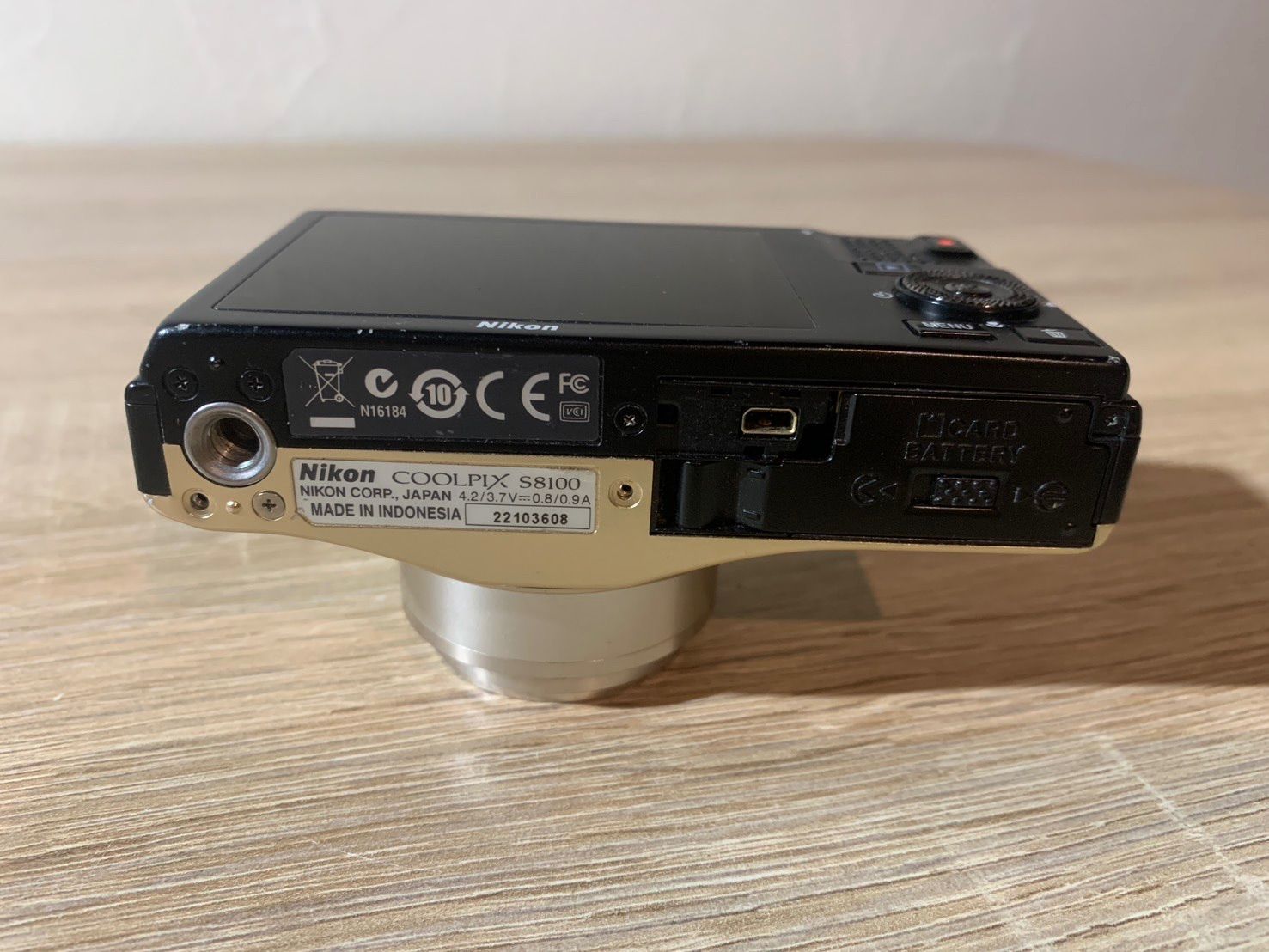 Nikon ニコン　COOLPIX S8100 ゴールド Amazon | Nikon デジタルカメラ COOLPIX S8100 プレシャスゴールド