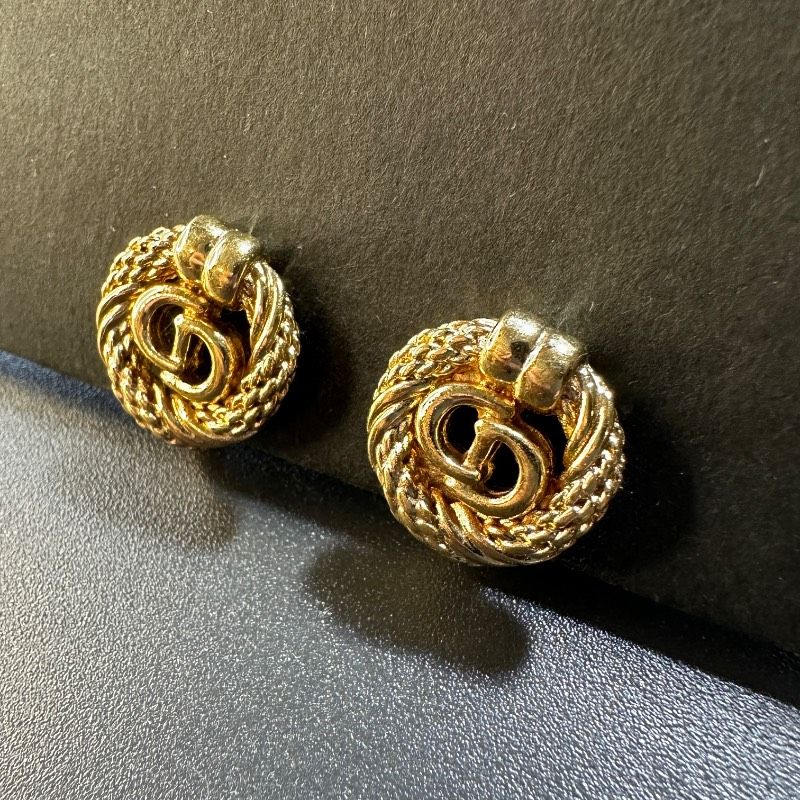 Christian Dior CDロゴイヤリング ゴールドカラー GT-R6 - メルカリ