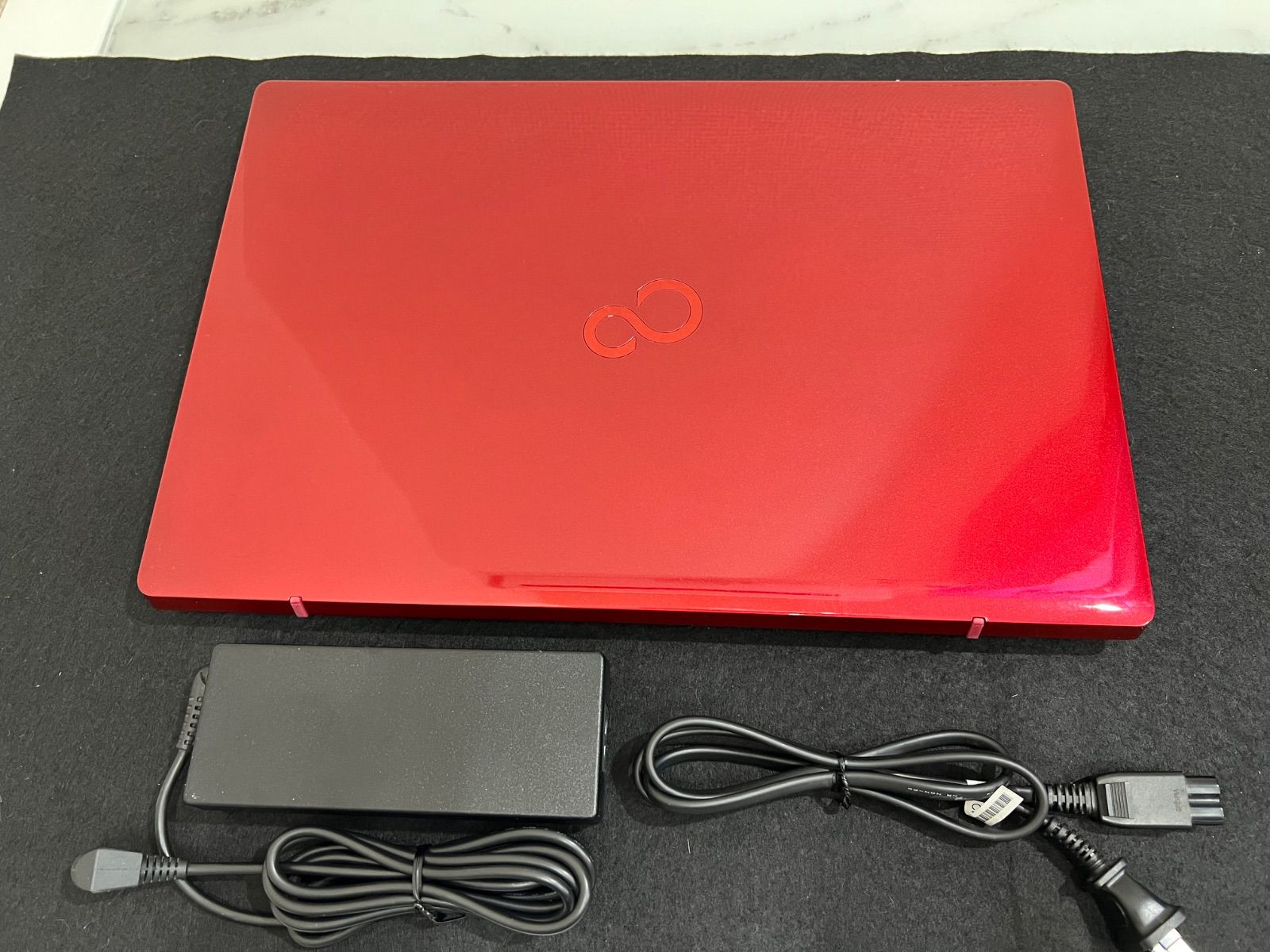 国内メーカーノートパソコンWin11 第8世代Core-i7 メモリ8GB SSD250GB