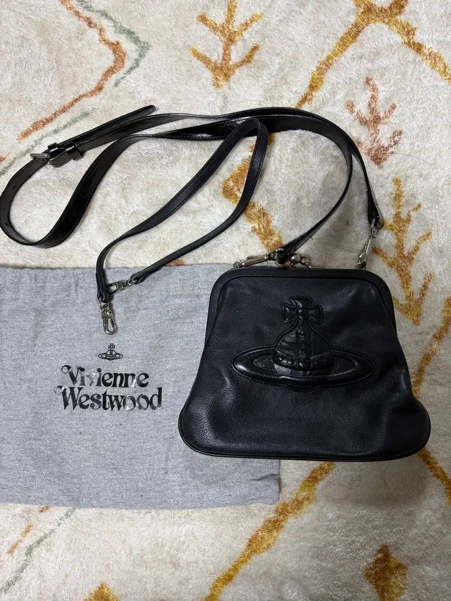 VIVIENNE WESTWOOD ヴィヴィアン ウエストウッド クラッチバッグ ジェニ バッグ