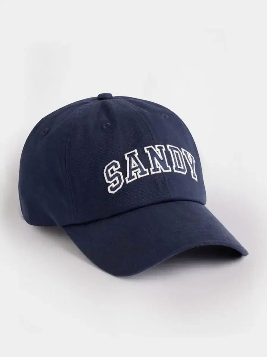 GAP Sandy Liang サンディーリアン ロゴ 帽子 X