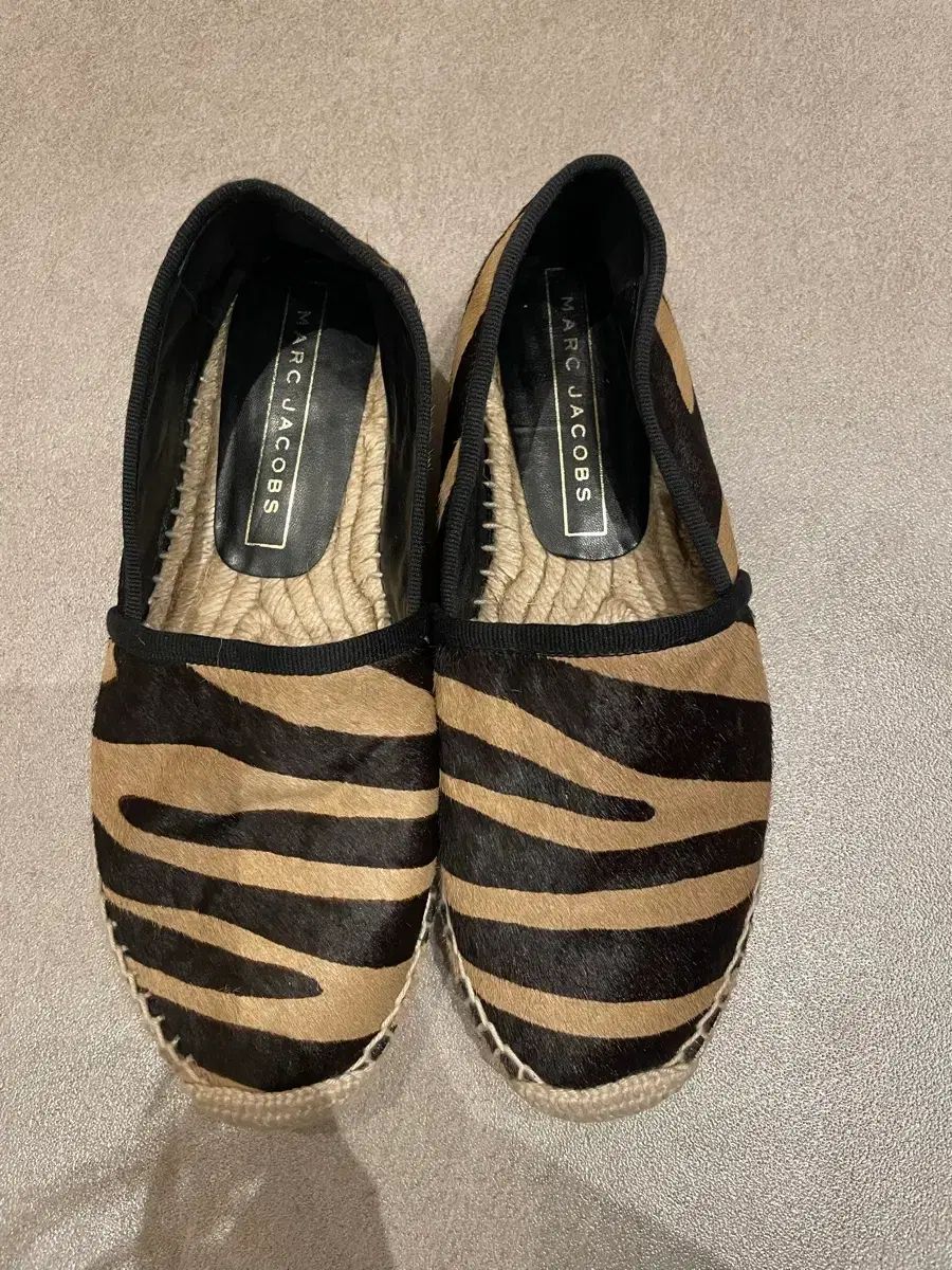 マークジェイコブス ゼブラ エスパドリーユ 37