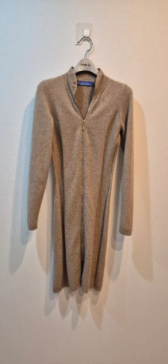 モンゴリア カシミア100 ONE PIECE