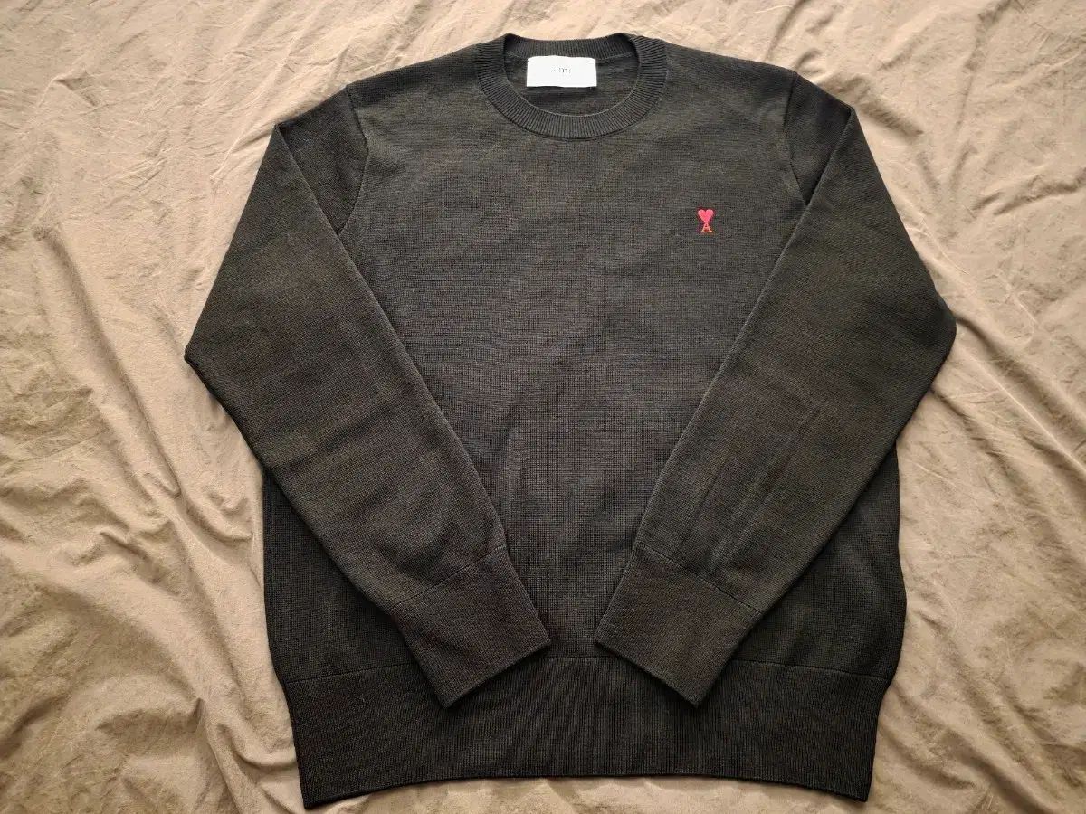 25 fw アミ スモールハート ロゴ ウールニット ブラック