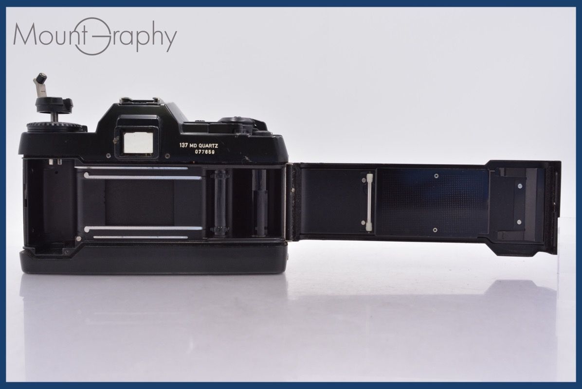 コンタックス CONTAX 137 MD QUARTZ 黒 ブラック ボディ ☆極上美品☆ コンタックス CONTAX 137 MD QUARTZ 単三電池仕様 ボディ