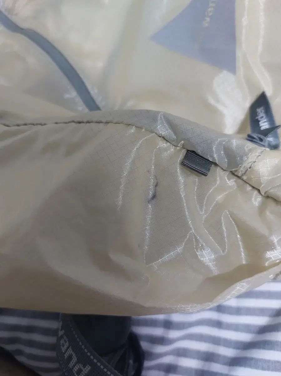 アンドワンダー 실데이パック オフホワイト